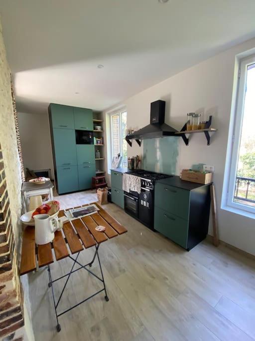 Maison Leocha Sablons-sur-Huisne Εξωτερικό φωτογραφία