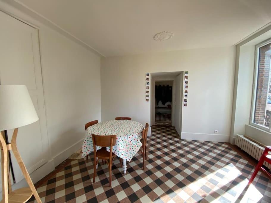 Maison Leocha Sablons-sur-Huisne Εξωτερικό φωτογραφία