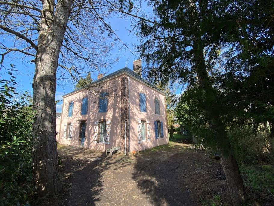 Maison Leocha Sablons-sur-Huisne Εξωτερικό φωτογραφία